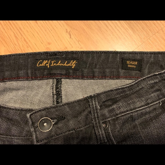Women’s Cult of Individuality Jeans - Picture 4 of 7